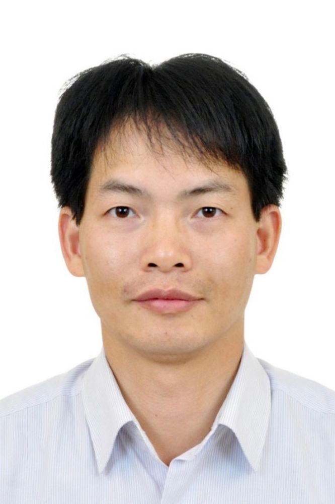 何賢強