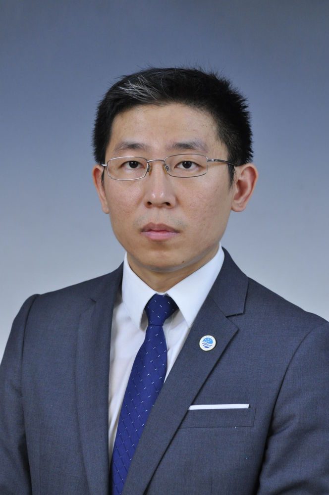 周鵬