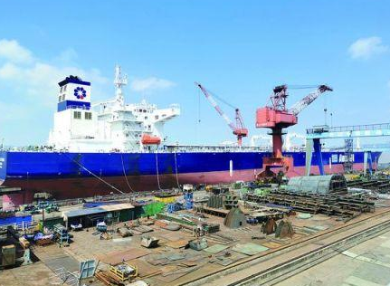 舟山中遠(yuǎn)海運重工帶動六橫船舶修造業(yè)騰飛發(fā)展